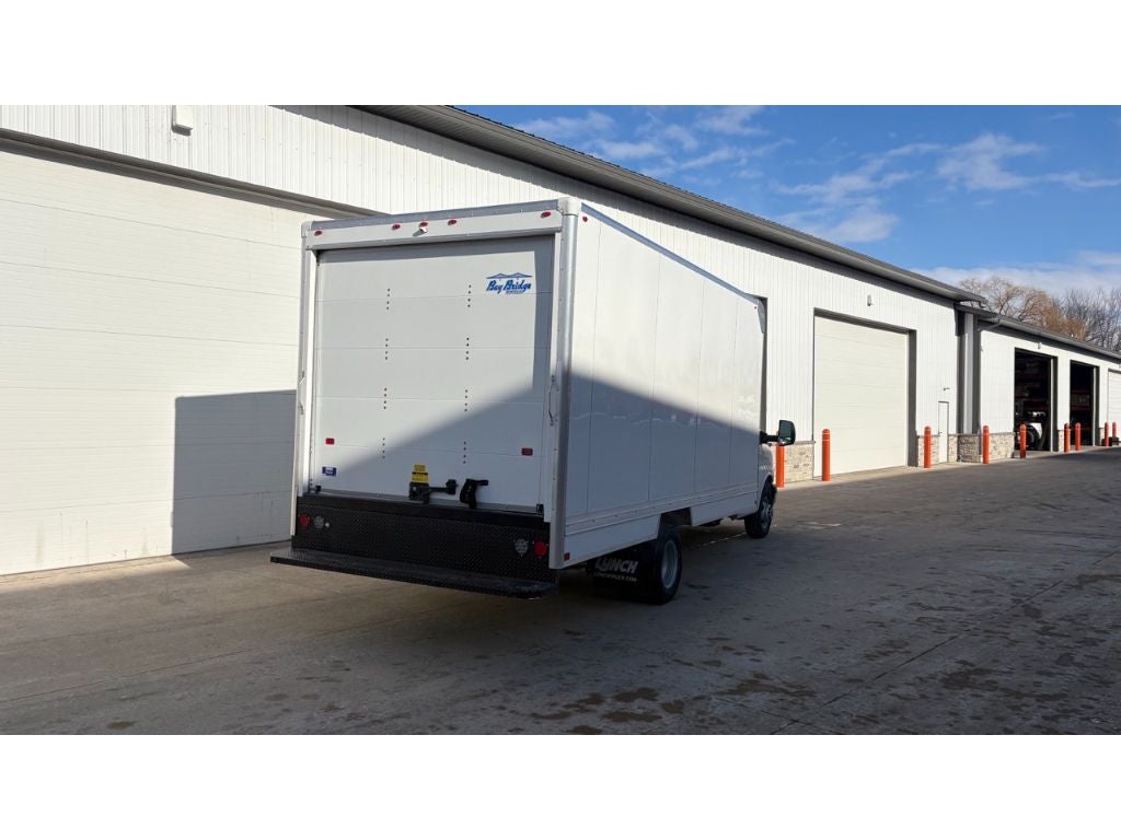 2025 GMC Savana 3500 17' Bay Bridge Van Body