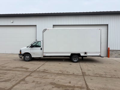 2025 GMC Savana 3500 17' Bay Bridge Van Body