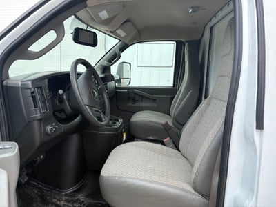 2025 GMC Savana 3500 17' Bay Bridge Van Body