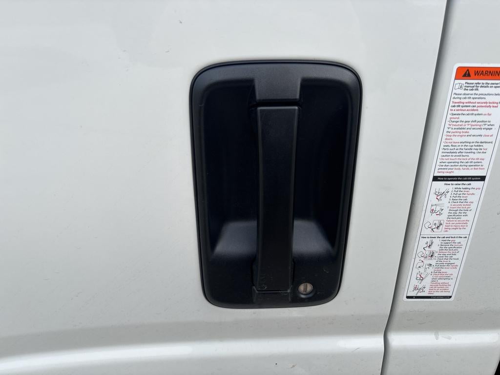 2025 Isuzu NRR NRR 20' Bay Bridge Van Body