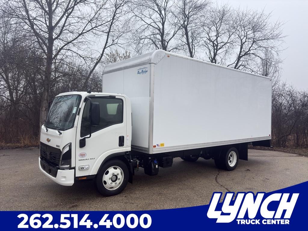 2025 Chevrolet 5500XD LCF DIESEL 20' Bay Bridge Van Body