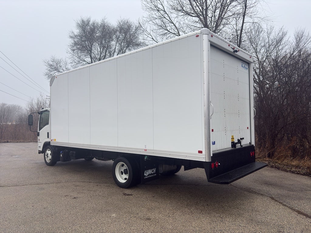 2025 Chevrolet 5500XD LCF DIESEL 20' Bay Bridge Van Body