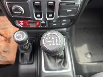 2026 Jeep Wrangler Willys Purple Reign V6 Manual
