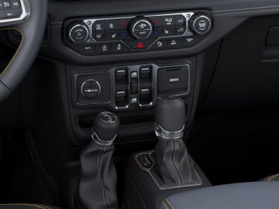 2026 Jeep Wrangler Sahara Goldilocks