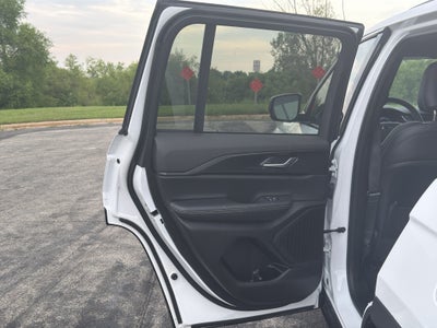 2025 Jeep Grand Cherokee Altitude X Tow Pkg