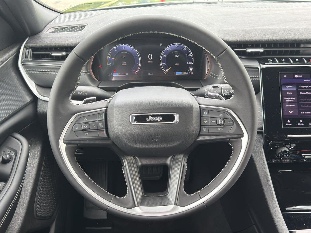 2026 Jeep Grand Cherokee Laredo