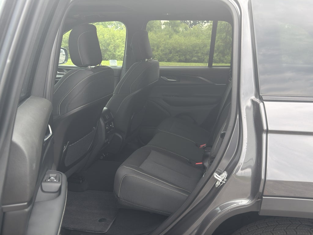 2025 Jeep Grand Cherokee Laredo X Luxury Tech