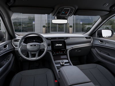 2026 Jeep Grand Cherokee Laredo Thunderdome V6 Power