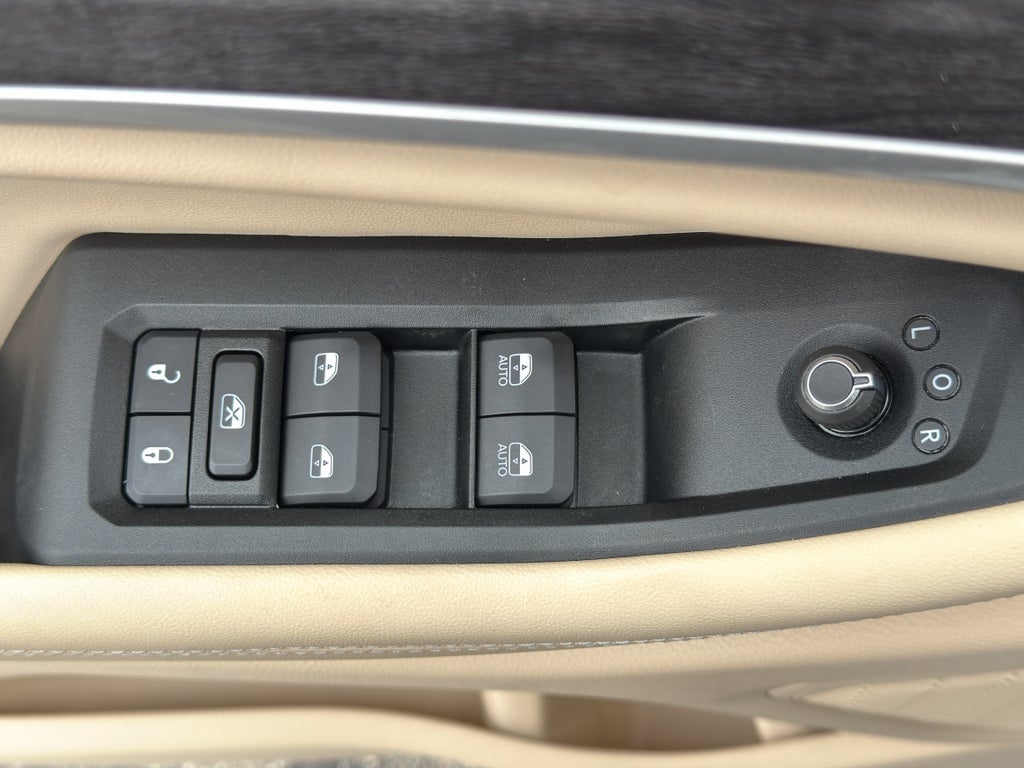 2025 Jeep Grand Cherokee Limited w/Tow & Moonroof