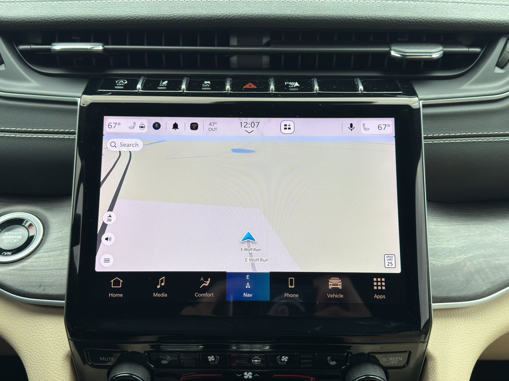 2025 Jeep Grand Cherokee Limited w/Tow & Moonroof