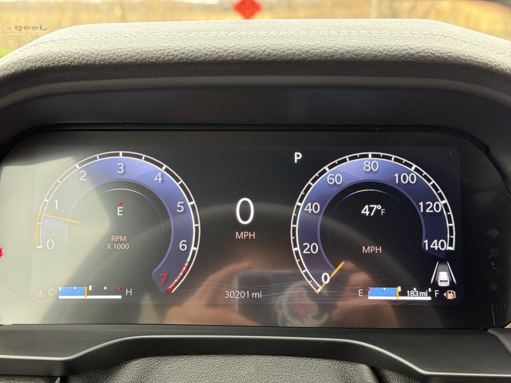 2025 Jeep Grand Cherokee Limited w/Tow & Moonroof