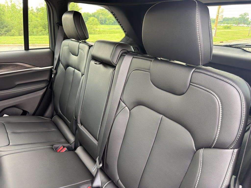 2026 Jeep Grand Cherokee Limited Luxury Tech