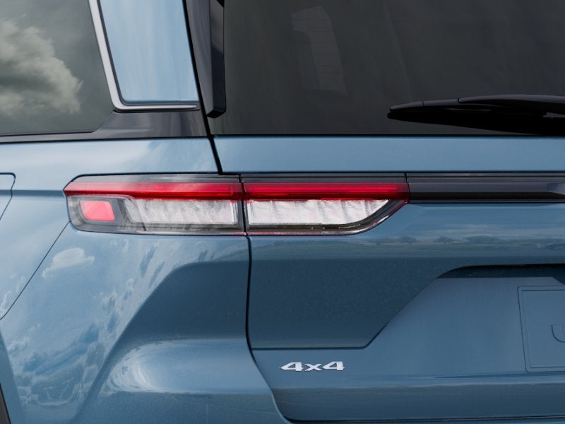 2027 Jeep Grand Cherokee Limited Tech Tow Moon