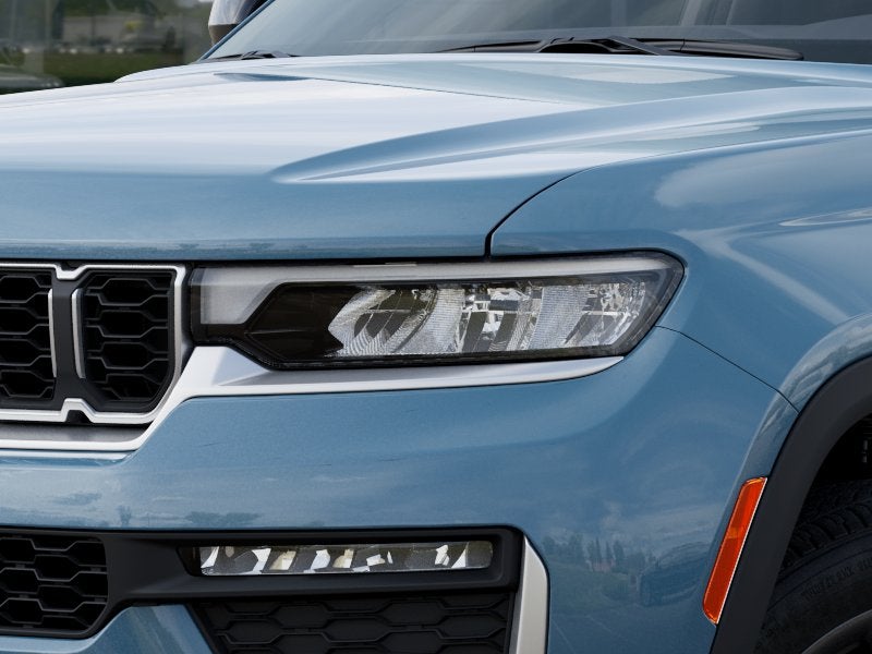 2027 Jeep Grand Cherokee Limited Tech Tow