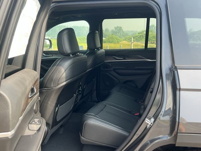 2026 Jeep Grand Cherokee Limited Luxury Tech