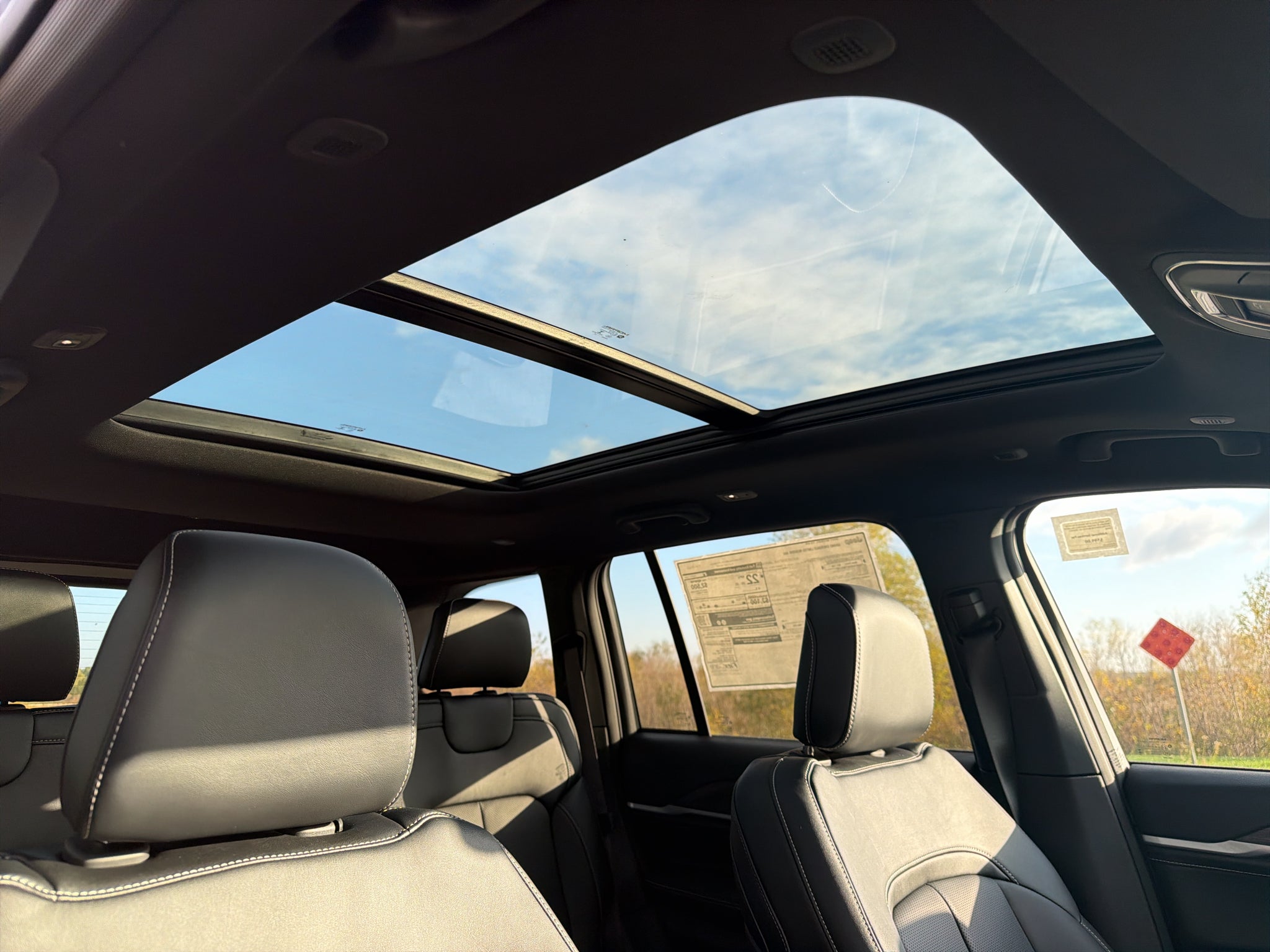2027 Jeep Grand Cherokee Limited Reserve