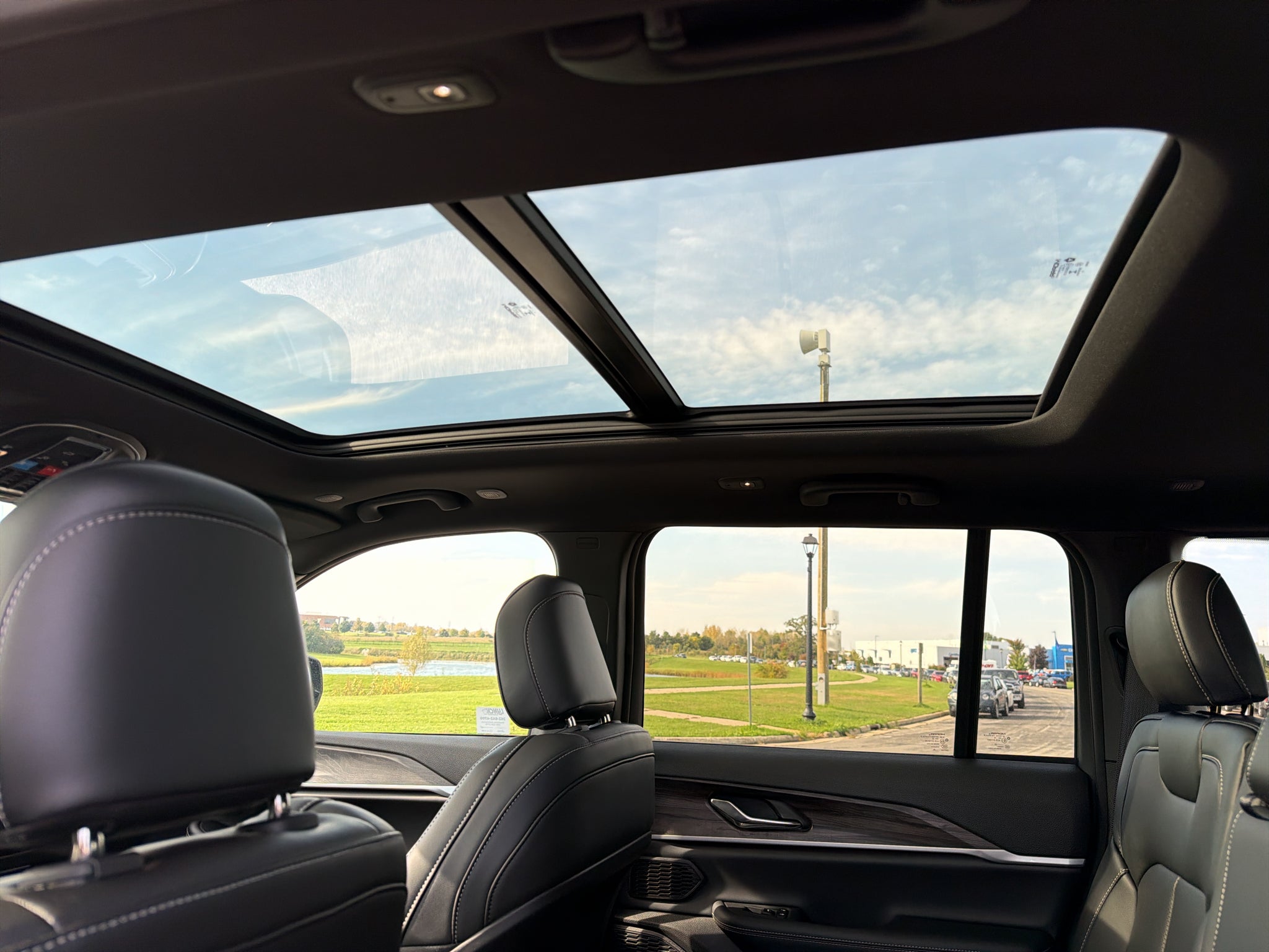 2026 Jeep Grand Cherokee Limited Luxury Tech