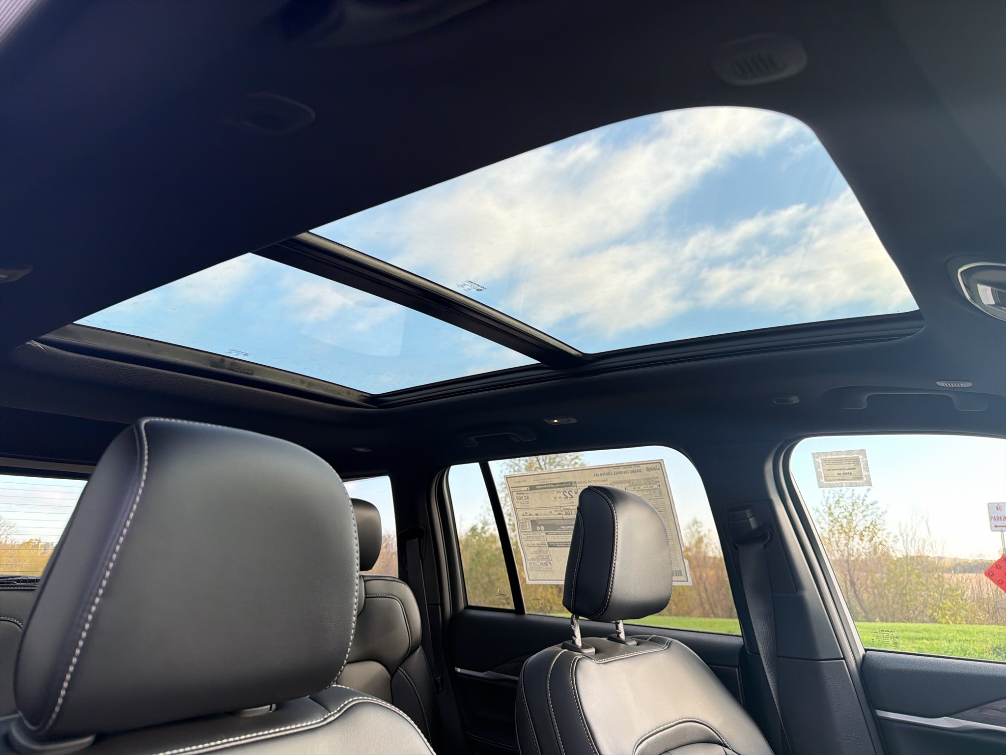 2027 Jeep Grand Cherokee Limited Altitude