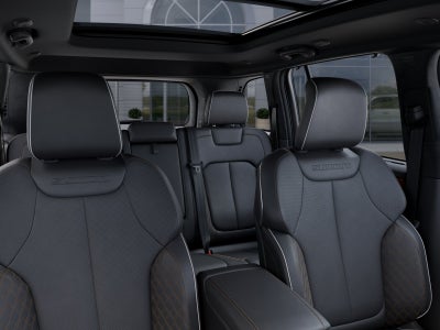 2027 Jeep Grand Cherokee Summit Obsidian