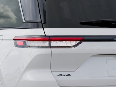2027 Jeep Grand Cherokee Summit Obsidian