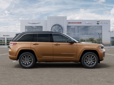 2027 Jeep Grand Cherokee Summit Advanced Pro-Tech
