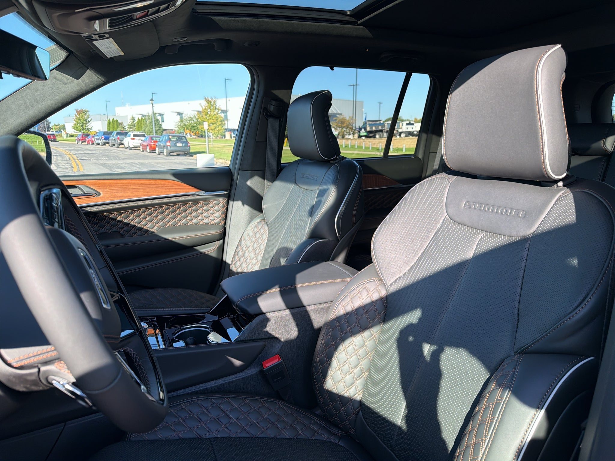 2027 Jeep Grand Cherokee Summit