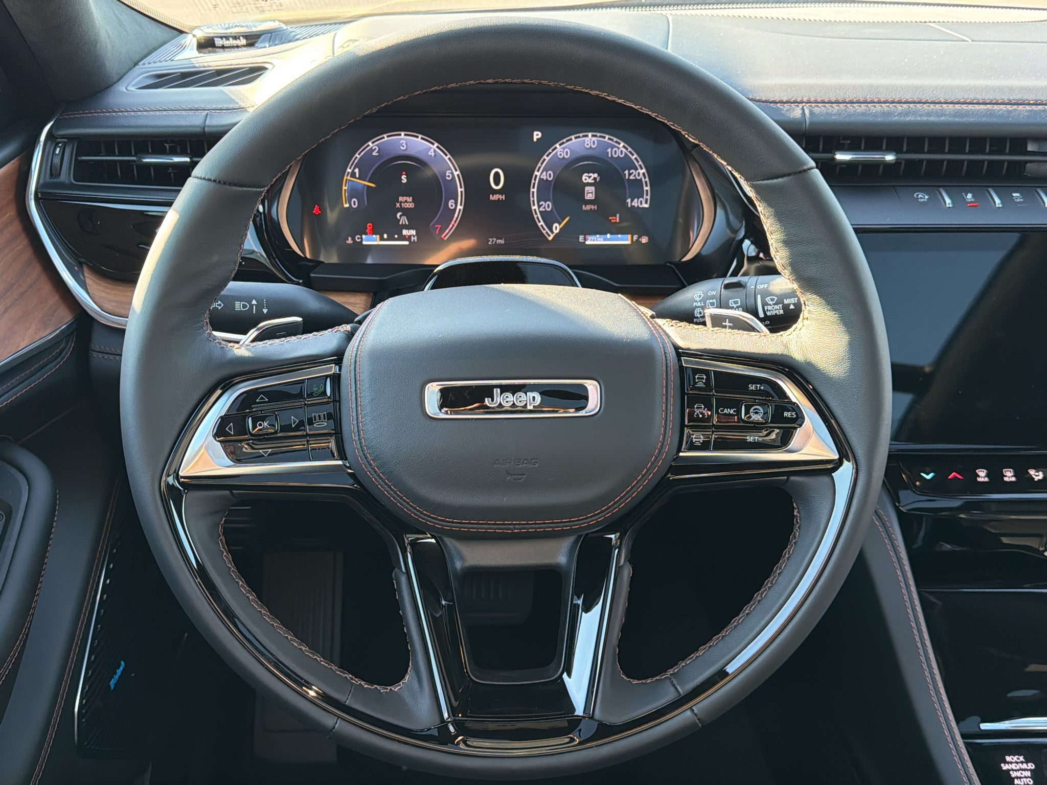 2027 Jeep Grand Cherokee Summit