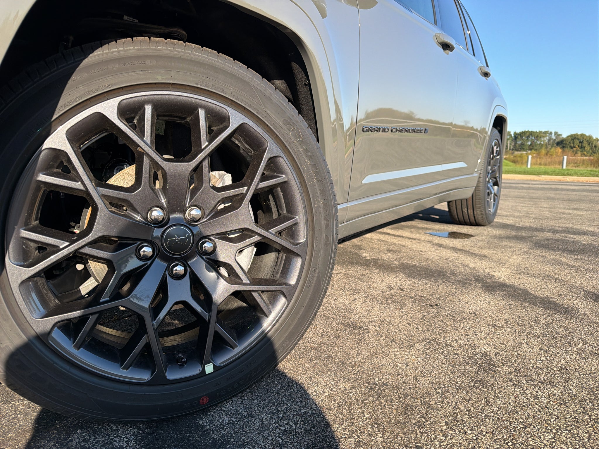 2027 Jeep Grand Cherokee Summit