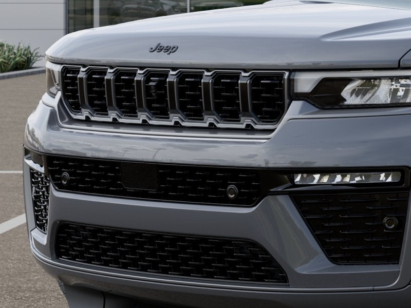 2027 Jeep Grand Cherokee Summit