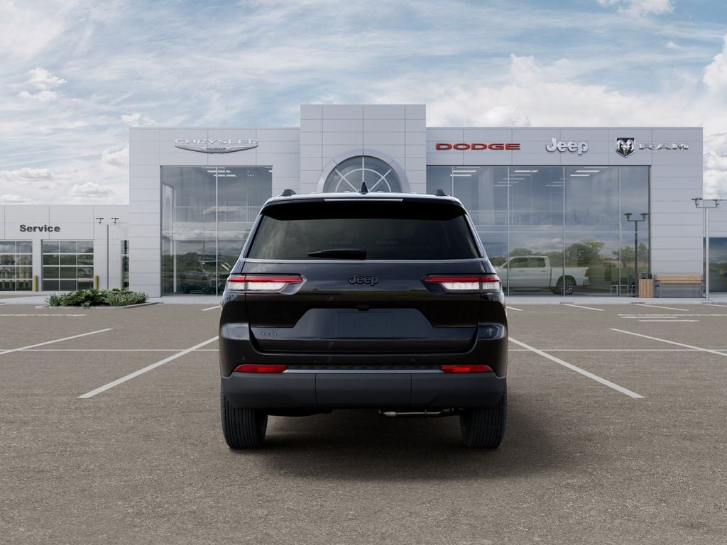 2026 Jeep Grand Cherokee L Laredo Altitude