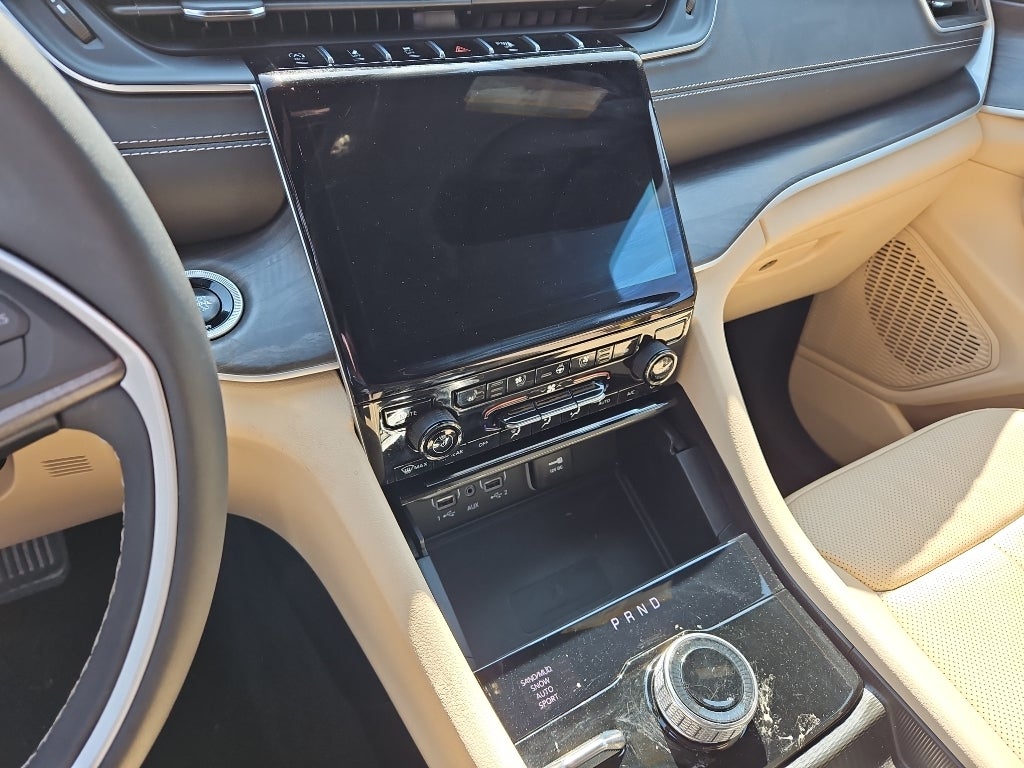 2024 Jeep Grand Cherokee L Limited w/Tow Package