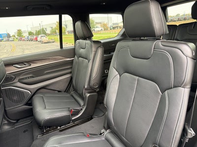 2027 Jeep Grand Cherokee L Limited Reserve