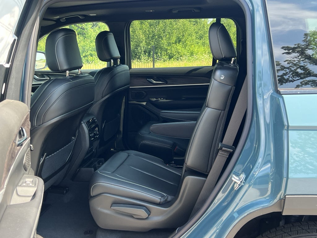 2026 Jeep Grand Cherokee L Limited Altitude