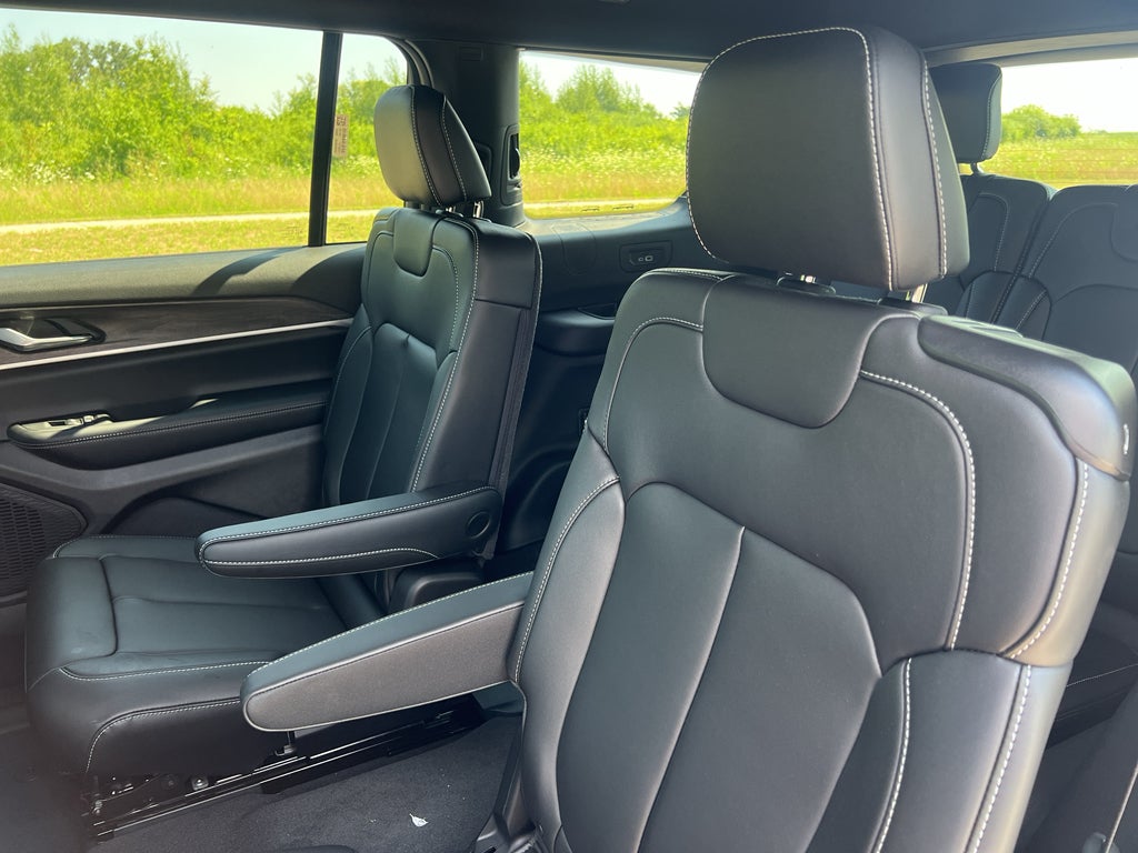 2026 Jeep Grand Cherokee L Limited Altitude