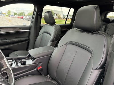 2027 Jeep Grand Cherokee L Limited Reserve