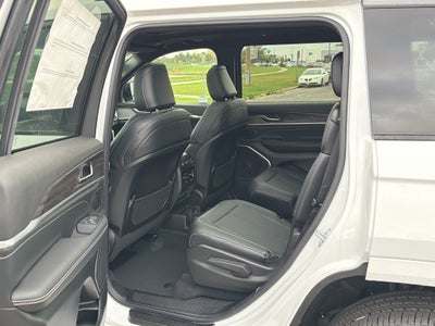 2027 Jeep Grand Cherokee L Limited Reserve