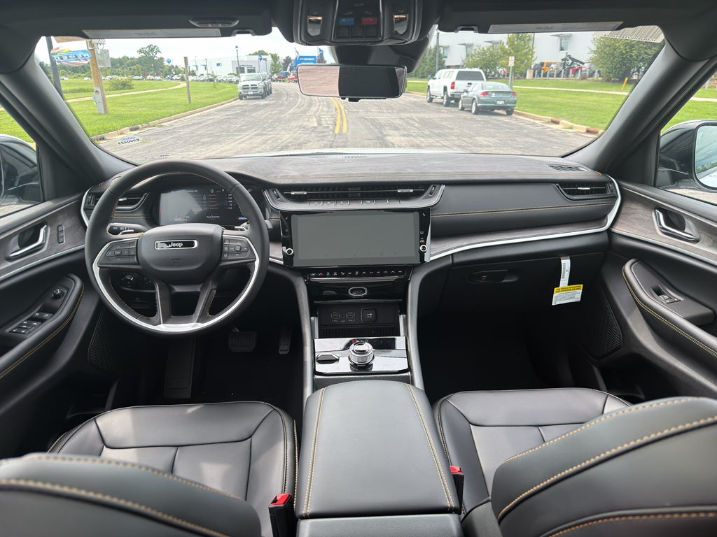 2026 Jeep Grand Cherokee L 85th Anniversary Edition