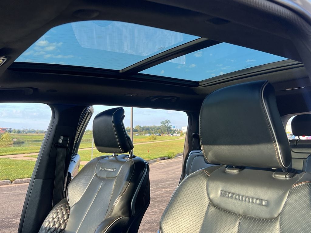 2022 Jeep Grand Cherokee L Summit Reserve