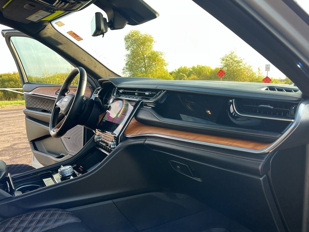 2022 Jeep Grand Cherokee L Summit Reserve