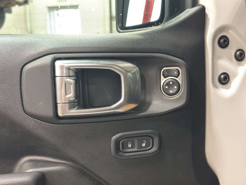 2025 Jeep Wrangler 4xe Willys