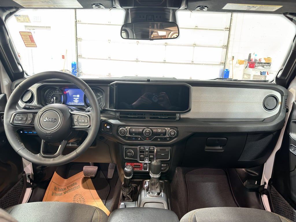 2025 Jeep Wrangler 4xe Willys