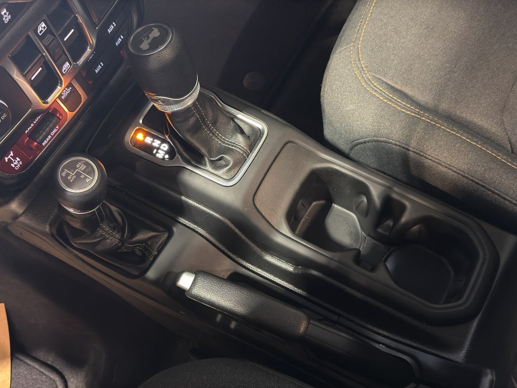 2025 Jeep Wrangler 4xe Willys