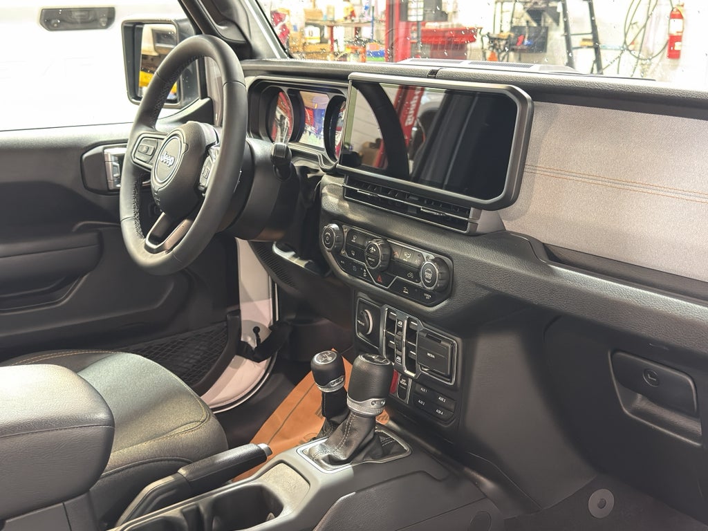 2025 Jeep Wrangler 4xe Willys
