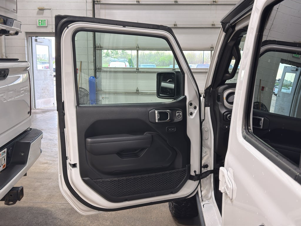 2025 Jeep Wrangler 4xe Willys