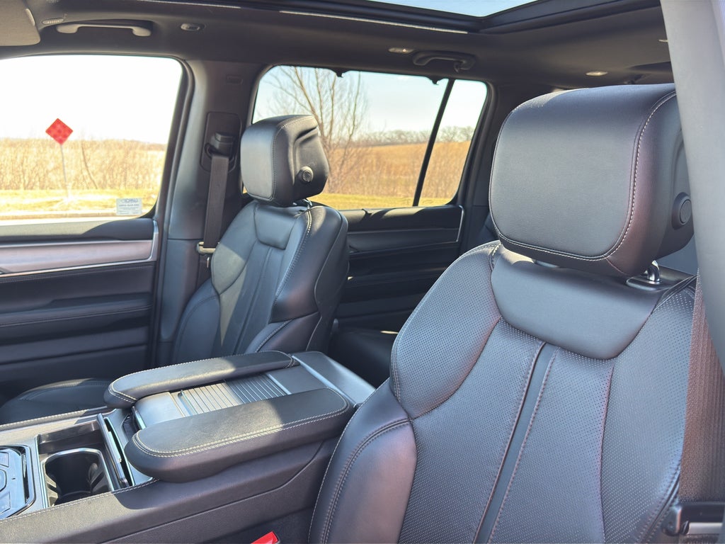 2024 Jeep Wagoneer Series II Carbide