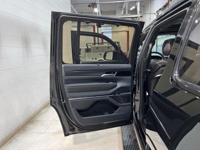 2024 Jeep Grand Wagoneer Series II Obsidian