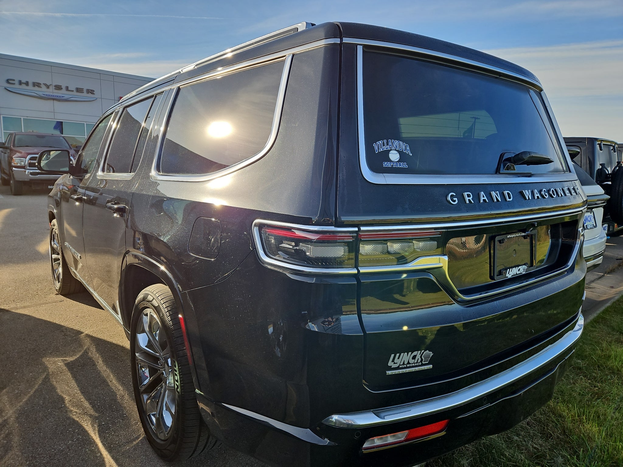 2023 Jeep Grand Wagoneer Series II