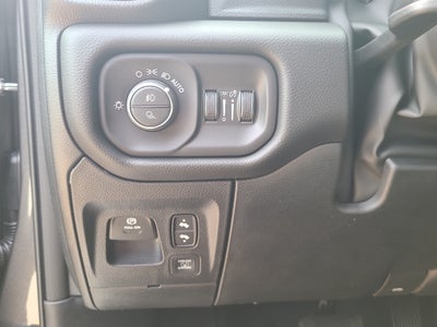 2026 RAM 1500 Big Horn w/Hemi