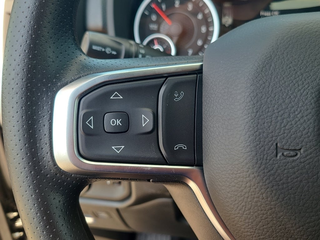 2026 RAM 1500 Express Black Swan Hemi