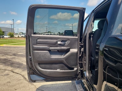 2026 RAM 1500 Express Black Swan Hemi